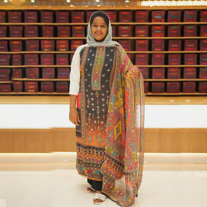 Pakistani Salwar Suit YB127